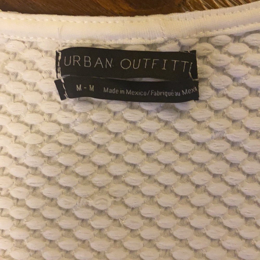 Urban Outfitters White Crop Top With Long Tie - Picture 3 of 8
